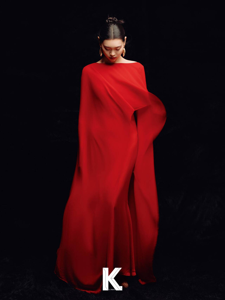 2026 New Fashion High-End Red  - Ethnic Fashion Studio 评论和价格