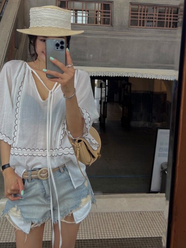 Korean Style Patchwork Lace-Up - Ethnic Fusion Fashion 评论和价格